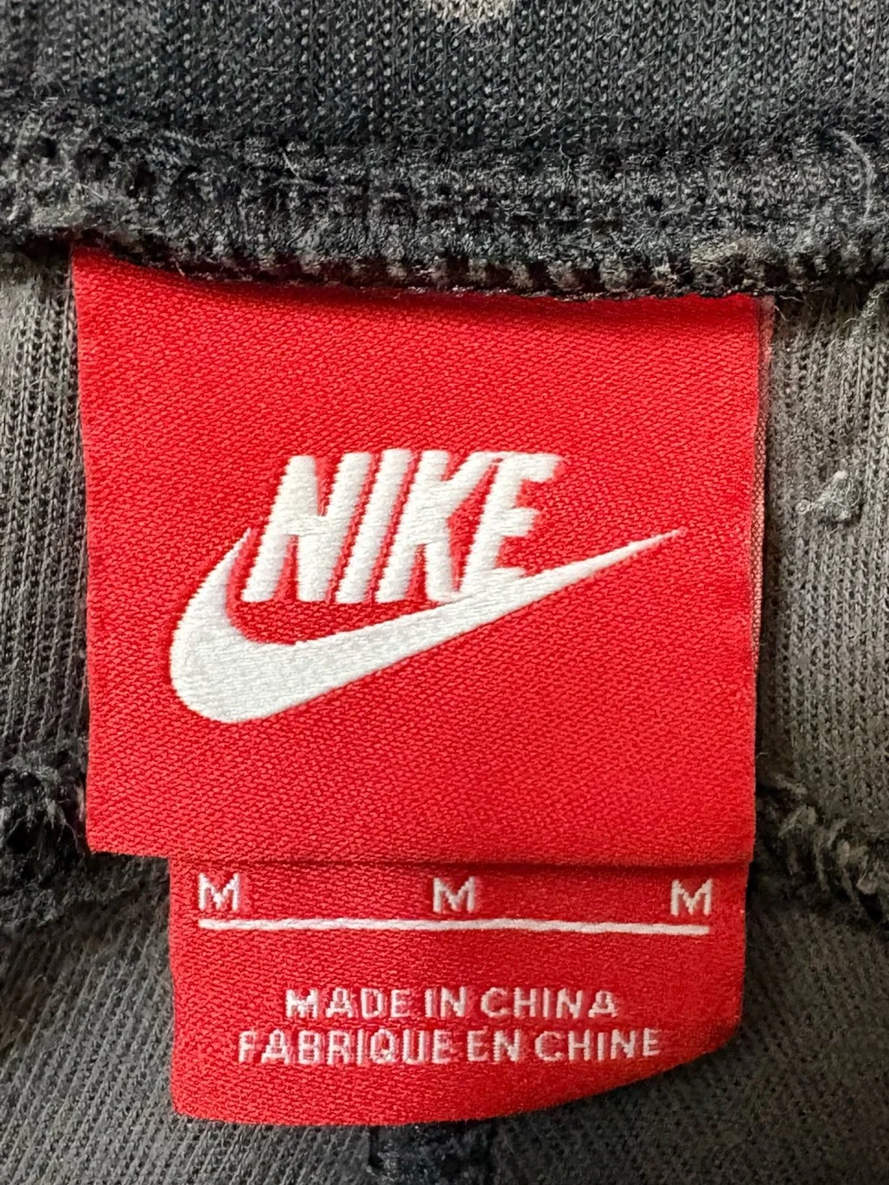 Nike Tech Camo Joggers. Size M - Picture 8 of 11